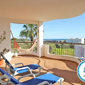 https://b80-gideon-albasol-2-apartment-in-lagos.hotelaalgarve.com